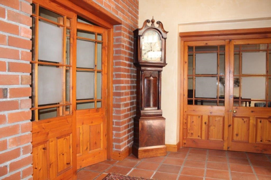 To Let commercial Property for Rent in Mowbray Western Cape